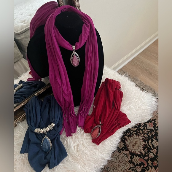 ✅ Bundle of 3 water drop Pendant Necklace Scarfs bundle - Picture 11 of 11